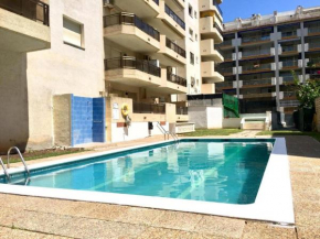 Estudio familiar con piscina en Playa Levante